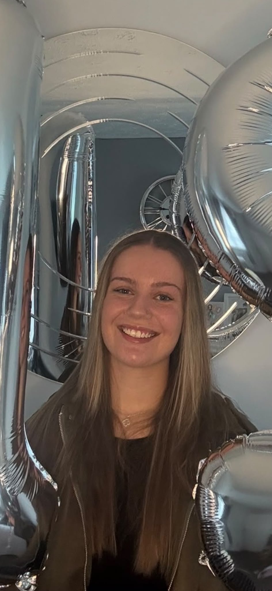 Sophie Grace, Unique Abilities volunteer